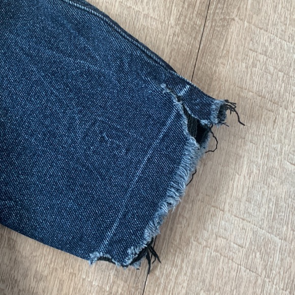 Old Navy Rockstar Super Skinny Ankle Mid Rise Jeans Distressed Hem Size 12 - Picture 5 of 10